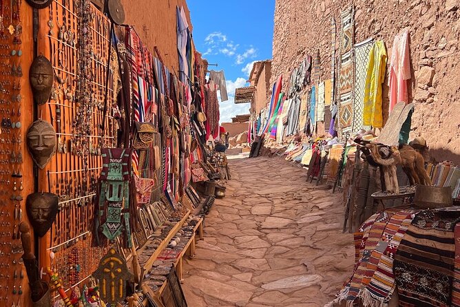 03 days from Marrakech to Fes to Merzouga with luxury camp - What the transport and group size mean