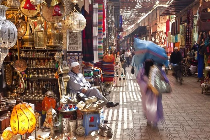1 Day Guided Tour in Marrakech from Agadir - The old medina and the Jewish quarter