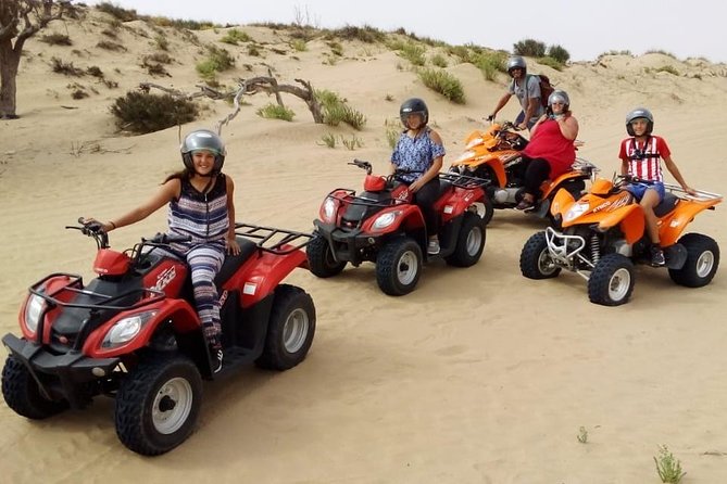2h quad bike on the beach and in the dunes - Climbing the dunes near Diabat