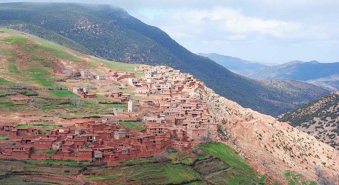 3 Day Trek in the Atlas Mountains and Berber Villages from Marrakech - Day one, Tizi n’Tamatert and Tachddirt