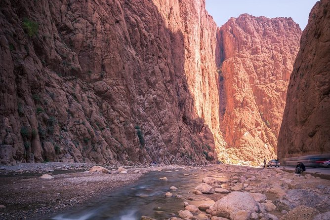 3 Days 2 Nights: Desert Tour from Fes to Marrakech - Vehicle, guide, and group arrangements