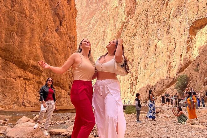3 Days Tour from Marrakech to Merzouga Desert with Luxury Camp - Todra Gorges and the road toward Merzouga