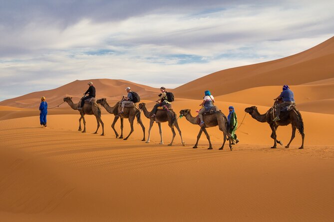 7D Desert Private Tour From Marrakech By Fes And Blue Chefchaouen - Day 1: Tizi n’Tichka, Ait Ben Haddou, and the Dades Valley