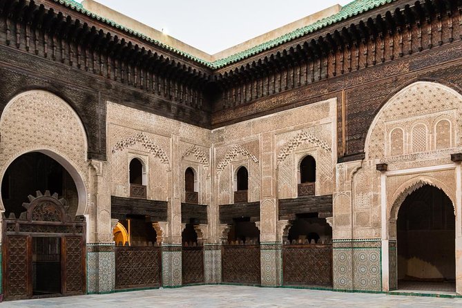 A half-day guided visit of FEZ MEDINA - Bab Boujloud sets the tone