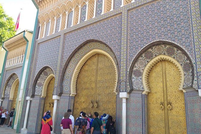 A Unique Experience In Fez With A Guide And A Driver (Full Day) - Why seeing Fez from outside and inside matters