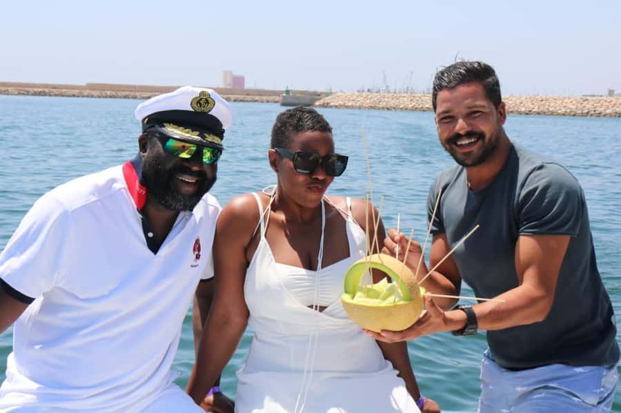 Agadir: 4-Hour Boat Trip with Fishing, BBQ & Swim - Crew, pace, and the group atmosphere