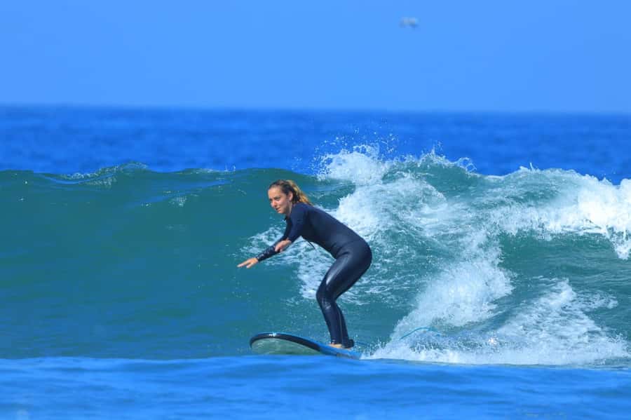 Agadir: Beginner Surf Lesson – Equipment Included - What happens during the beach briefing