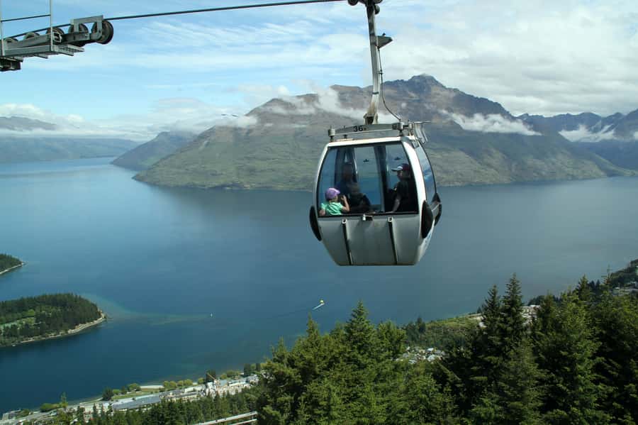 Agadir: Cable Car Sky Network Ticket with Hotel Transport - The ride toward Agadir’s city and harbor