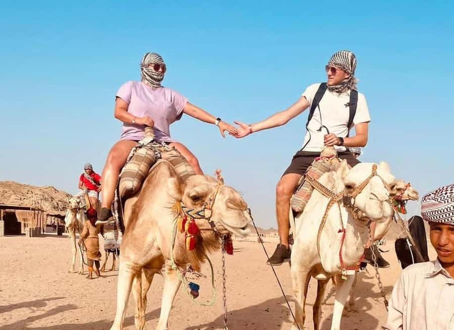 Agadir: Camel Ride Experience With Dinner Option - Mounting the camel and settling into the rhythm