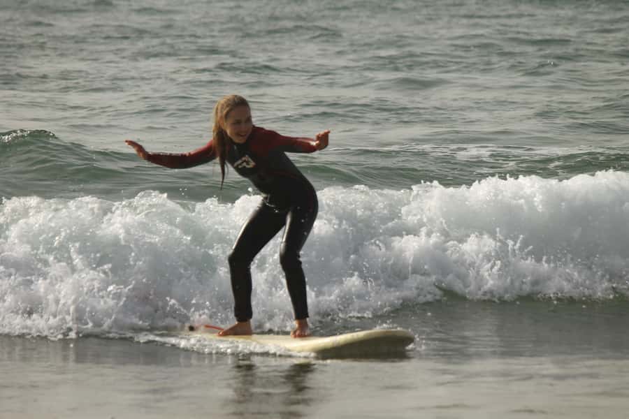 Agadir: Taghazout Beach Surf Lesson with Lunch and Transfer - Why Taghazout makes a good first surf lesson