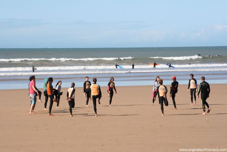 Agadir: Taghazout Beach Surf Lesson with Lunch and Transfer - Choosing the right beach for the conditions
