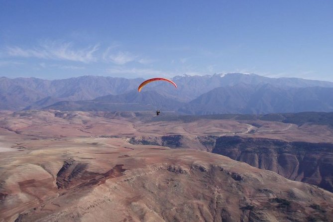 Agafay Desert Paragliding DUO Experience from Marrakech - A calm introduction before the flight