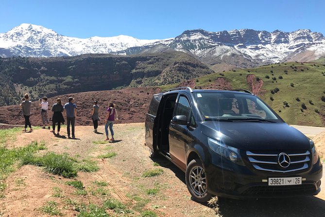 All Inclusive Atlas Mountains & 5 Valleys Day Tour from Marrakech - Lunch with a local family