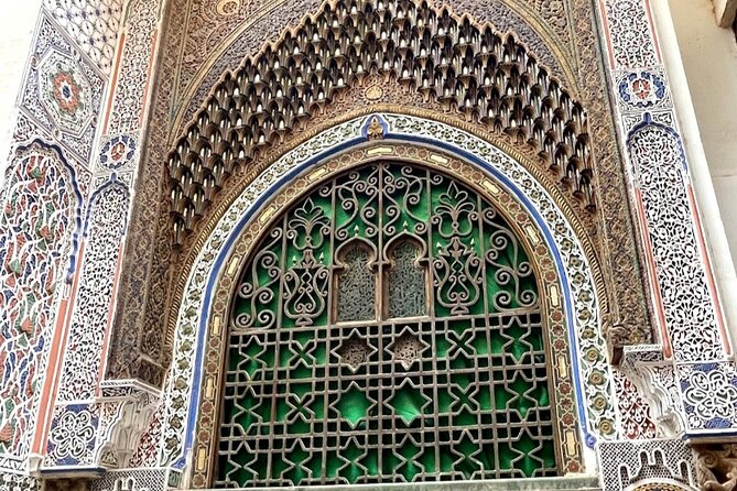 Authentic Fez tour - Kairaouine Mosque and the city’s center of learning