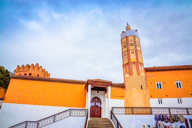 Best Chefchaouen Day Tour from Fez - Plaza Uta el-Hammam and the Kasbah