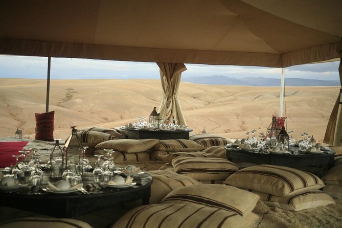 Camel ride and dinner Agafay desert - Dinner at the Berber camp