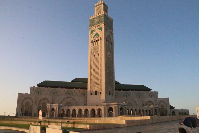 Casablanca and Morocco Shared Walking Tour with Licensed Guide - Starting at Sacred Heart and Arab League Park