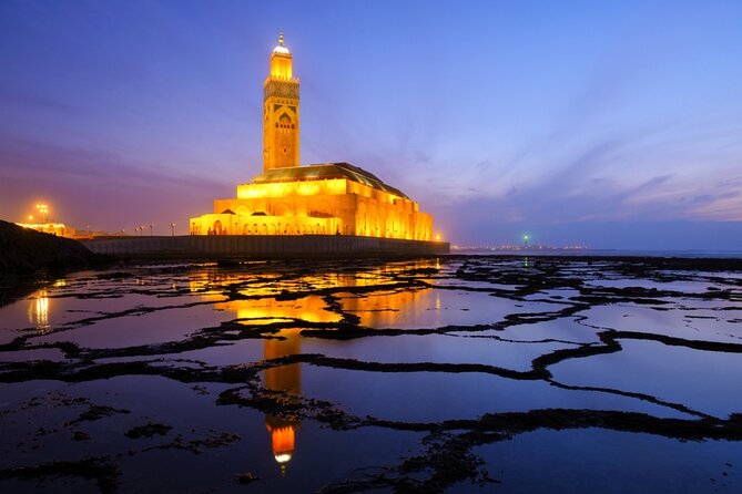 Casablanca City Night Tour and Traditional Moroccan Dinner - Dar El Kaid turns dinner into the evening’s main event
