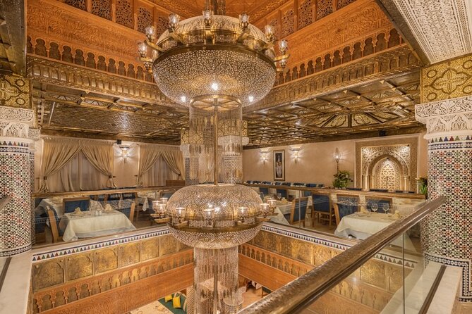 Casablanca City Tour: Hassan II Mosque, Arab League Park & Sights - Rick’s Café: famous name, brief visit