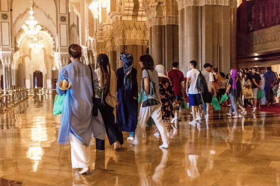 Casablanca: City Tour with Hassan II Mosque Entry Ticket - The Corniche, Anfa, and Maarif by air-conditioned transport