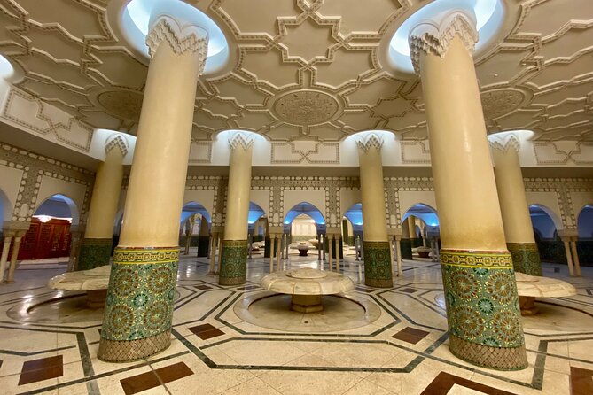 Casablanca City Tour with Hassan II mosque ticket - Walking the Old Medina’s narrow lanes