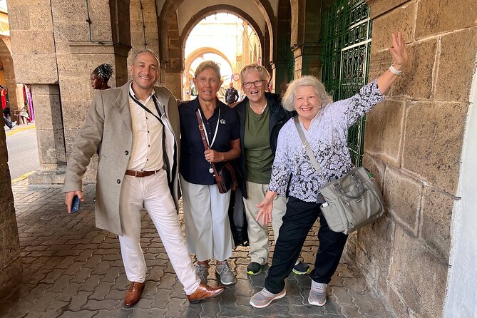Casablanca Cruise break Tour including Guided Mosque Ticket - The Old Medina offers a short taste of older Casablanca