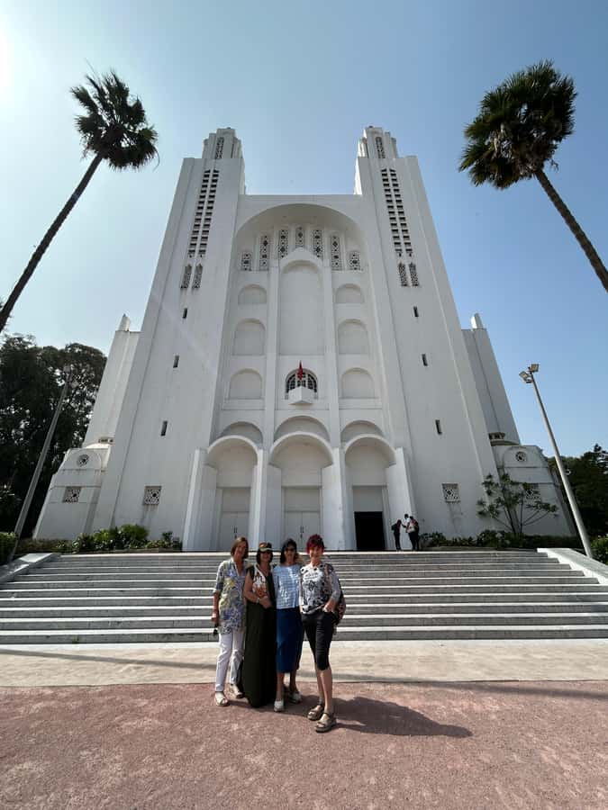 Casablanca Day Tour from Marrakech and Big Mosque Visit - The mosque visit, step by step