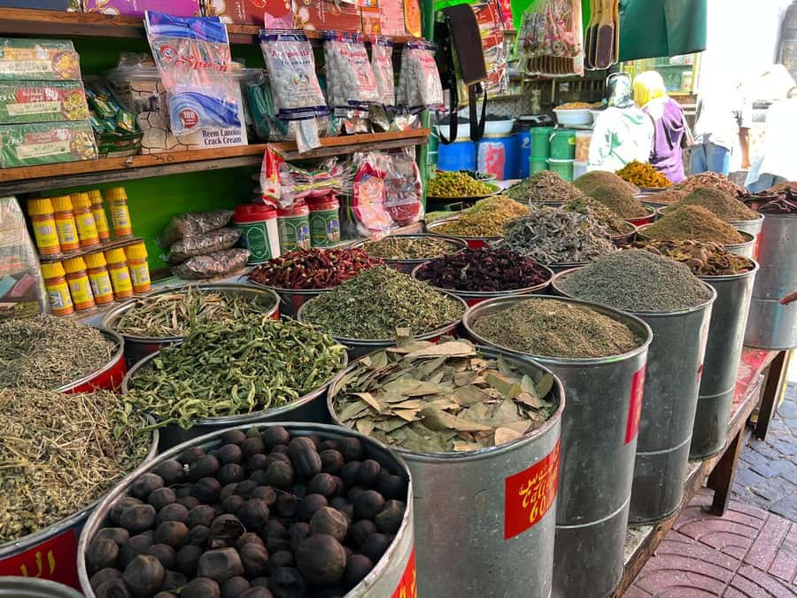Casablanca day trip from the cruise ship passenger. - Tea, cakes, street food, and lunch