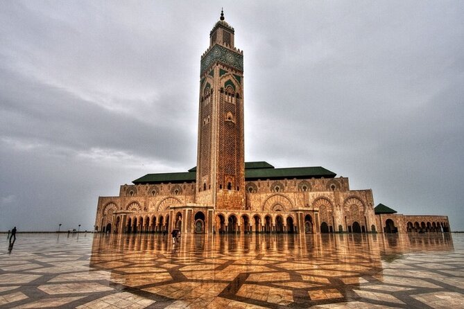 Casablanca Guided Tour with professional guide and lux vehicle - Rick’s Café, a film reference with a short stop