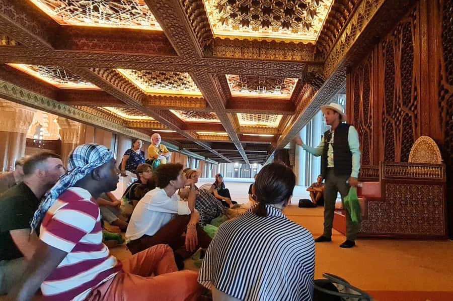 Casablanca Half Day City Tour with Professional local Guide - Key points at a glance