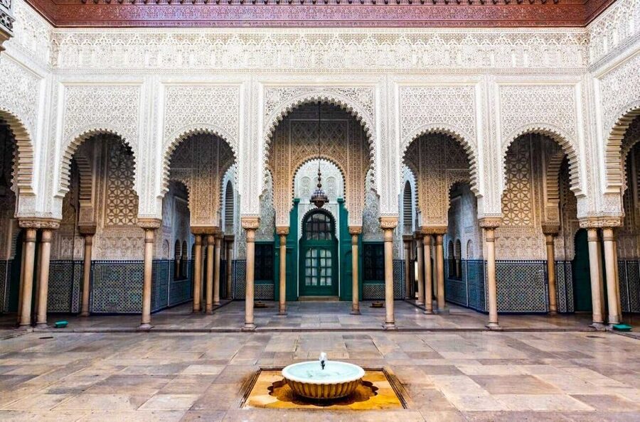 Casablanca: Private Guided Tour with Hassan II Mosque Ticket - Rick’s Café, film fame, and useful expectations