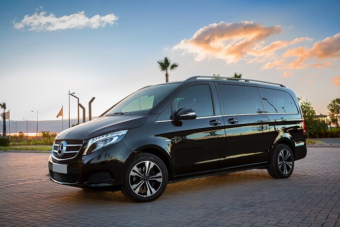 Casablanca Private Transfer from Hotel Accommodation To Airport - What the airport arrival looks like