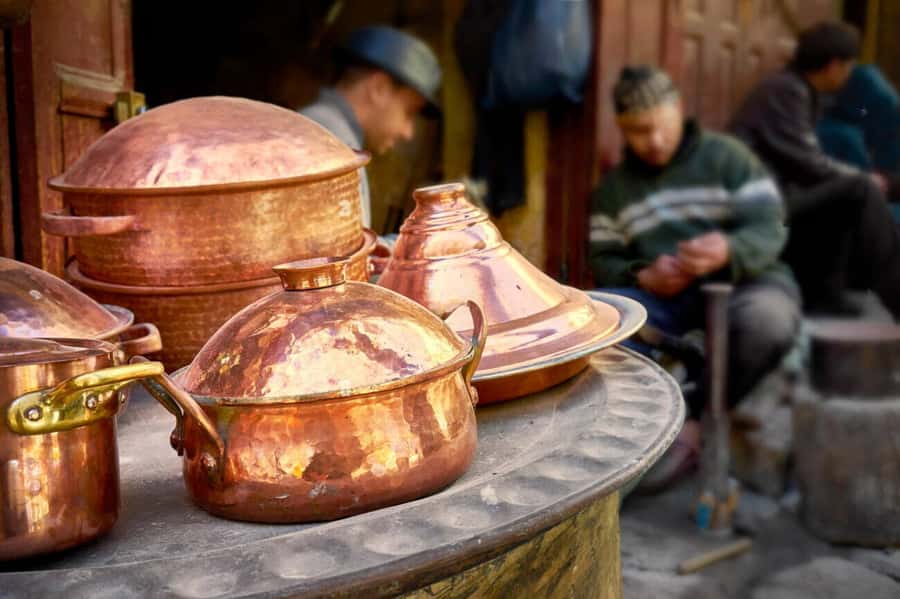 Casablanca to Fez: Scenic & Historical Day Trip with Lunch - Walking the winding lanes of the old Medina