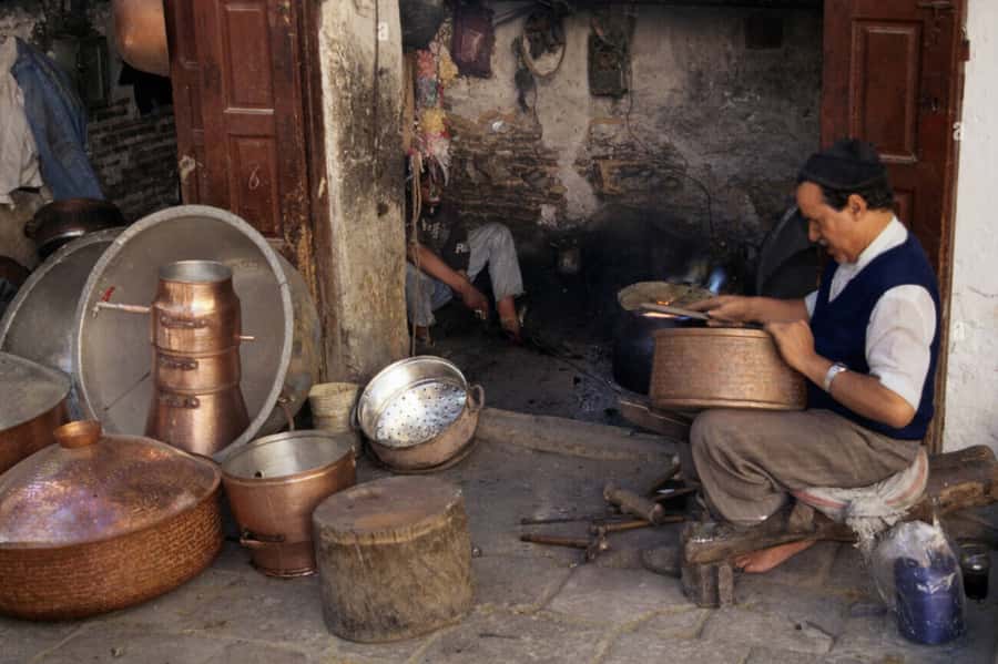 Casablanca to Fez: Scenic & Historical Day Trip with Lunch - Moroccan lunch inside the Medina
