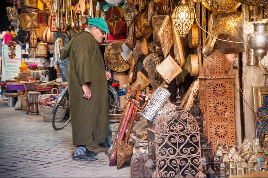 Casablanca: Traditional Souks Shopping Private Tour - Languages, safety, and comfort