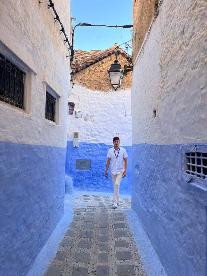 Chefchaouen: Hidden Gems Guided Tour with Mint Tea - The Kasbah and its 15th-century stronghold