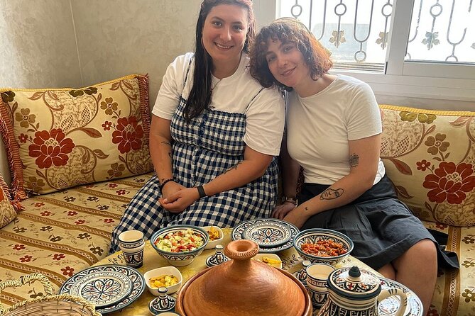 Cook Moroccan Food & Try on Traditional Clothes like a local - Getting there and planning your timing