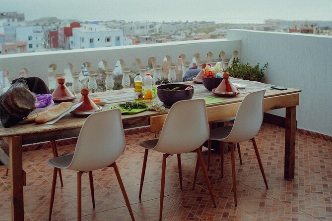 Cooking the Moroccan Way, Tamraght - Tasting the meal and learning through conversation