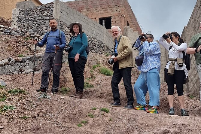 De Marrakech: Visite des montagnes de l'Atlas avec un guide - Lunch at a family home