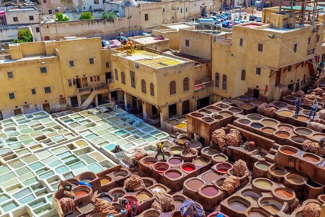 Discover Fes: Culture, handicraft & Hidden Treasures - Al-Qarawiyyin and the story told from outside