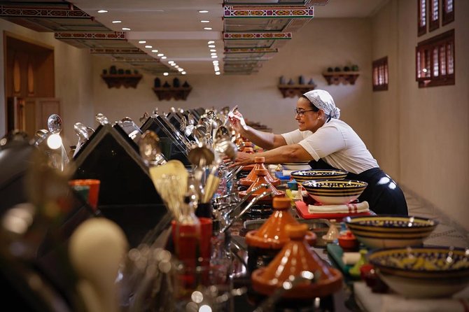 Discovery of Moroccan Culinary Heritage, History and Secrets - Language, group size, and practical details