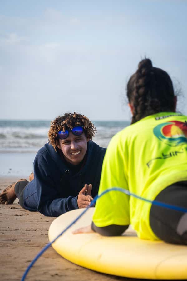 Essaouira: Surf Lesson with changing rooms & Hot showers - The first 30 minutes: sand practice before the water