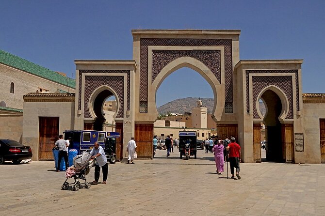 Exclusive Fez Medina Walking Tour with Private Guide - One hour inside the Fez medina