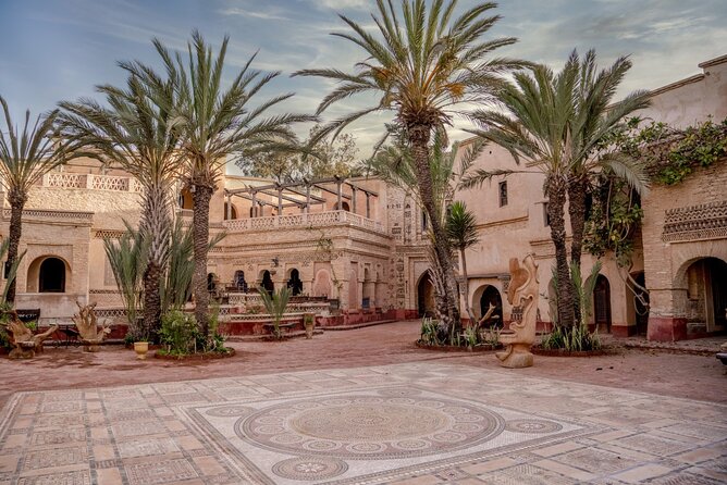 Explore Agadir Souk El Had With a Licensed Tour Guide - Shopping help makes the tour more useful