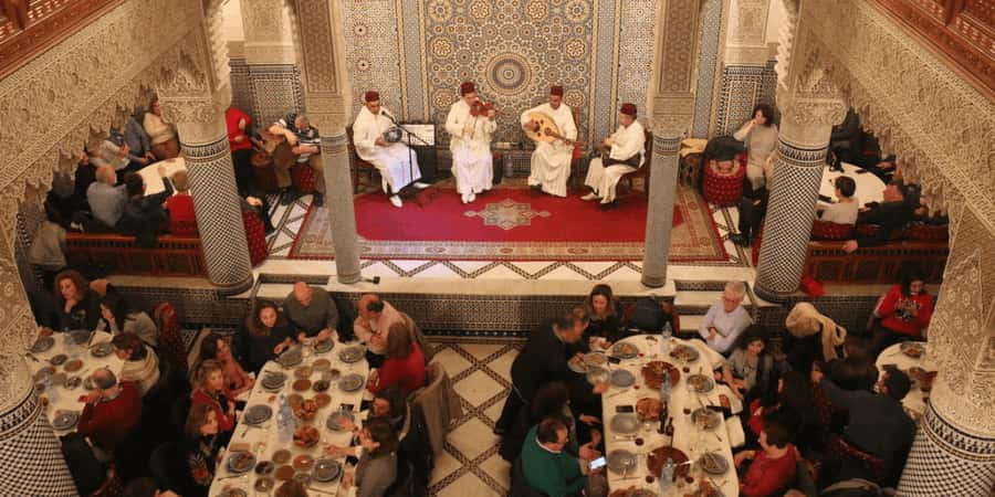 Fes : Unforgettable Dinner Show Experience with hotel pickup - Key points at a glance