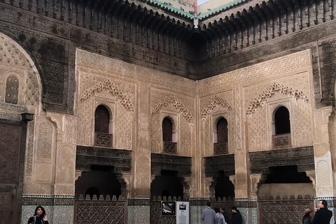 Fez Tour Medina Private Walking Tour With Local Guide - Bab Boujloud and the first view of Fez