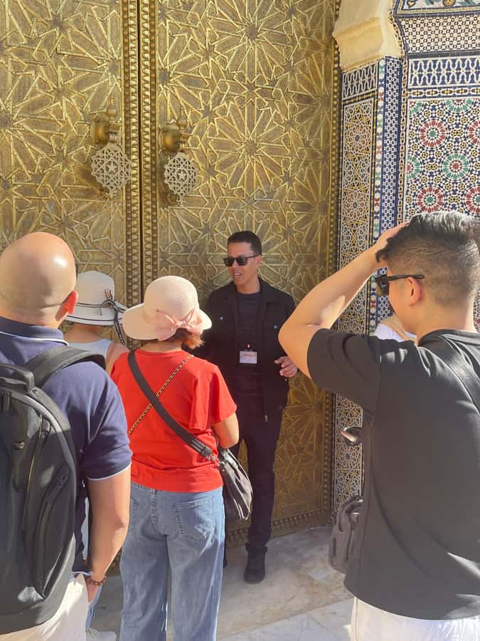 Friend tour guide to Fes Medina private walking tour - Why the private format matters at $47