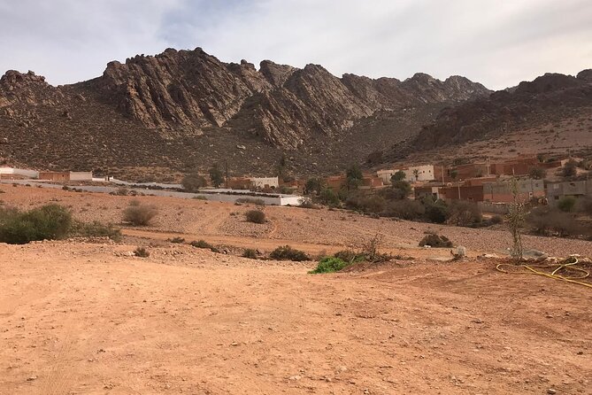 From Agadir 4×4 Jeep Sahara Desert Tour with Lunch with Simba - The 4x4 ride and group size