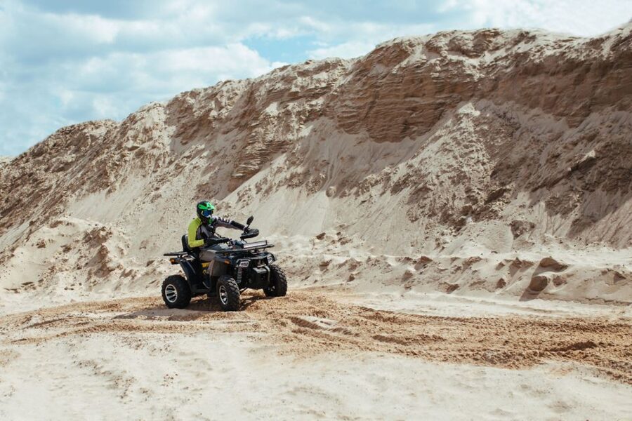 From Agadir or Taghazout: Desert Dunes Buggy Tour - The farm stop and mint tea