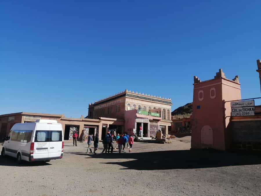 From Fez: 2-Day Marrakech via Merzouga Desert Tour - Midelt and the long road south